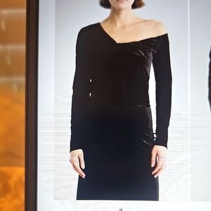 NWT Large Velvet Elodie Knotted One Shoulder Black  Top